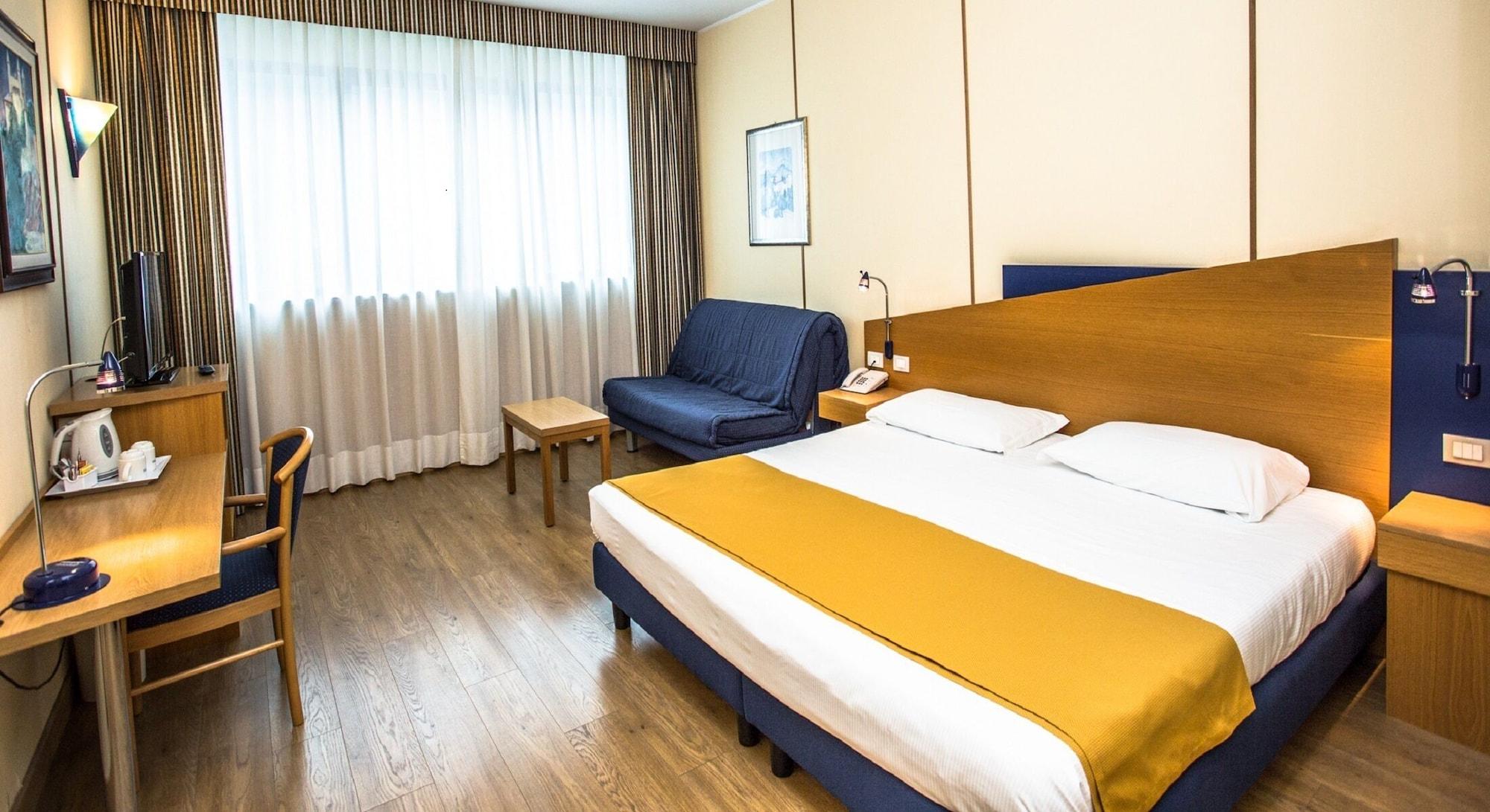 Hotel Express Aosta East Pollein Exterior foto