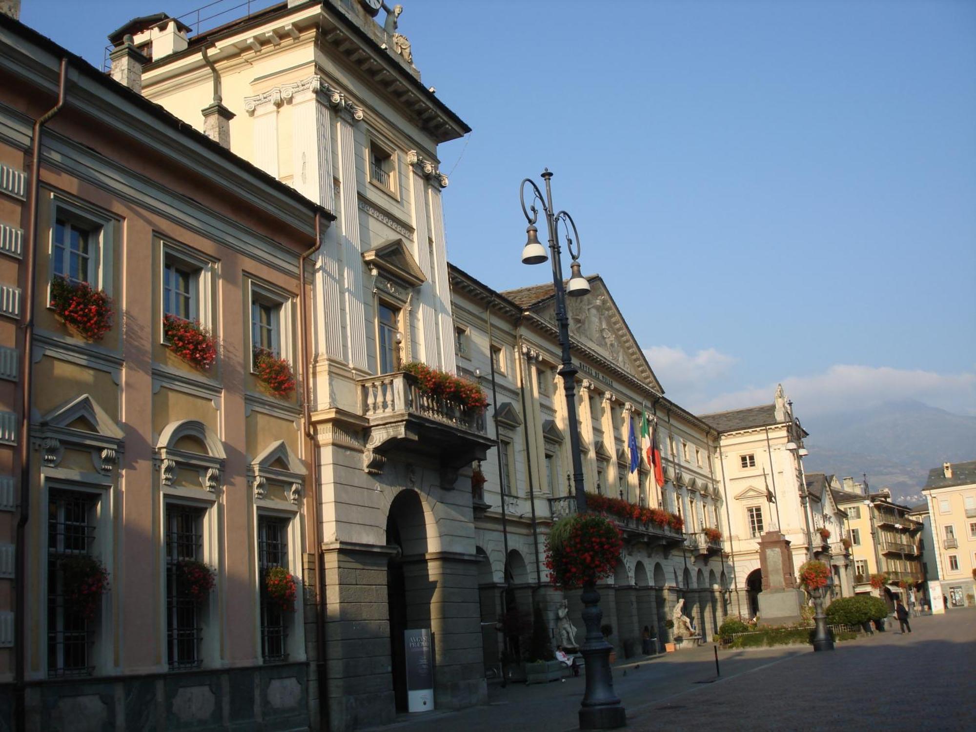 Hotel Express Aosta East Pollein Exterior foto