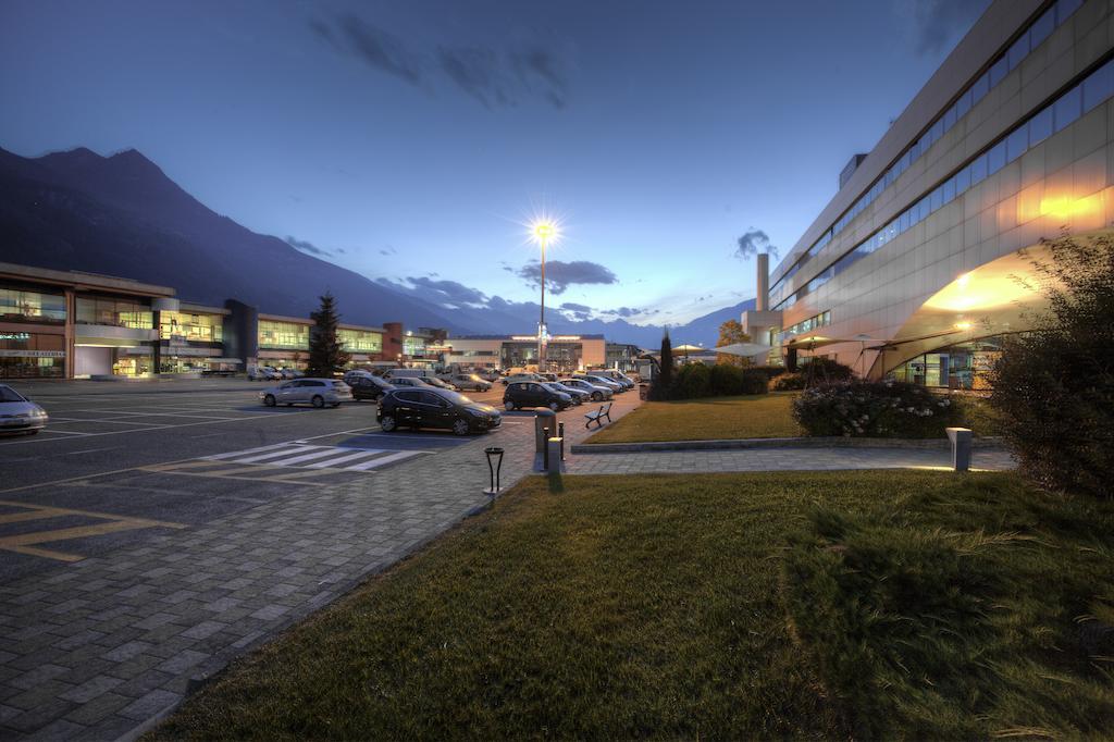 Hotel Express Aosta East Pollein Exterior foto